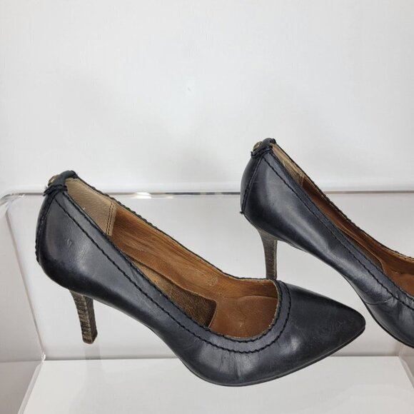 Calvin  Klein Ryleigh Heels - Picture 6 of 11